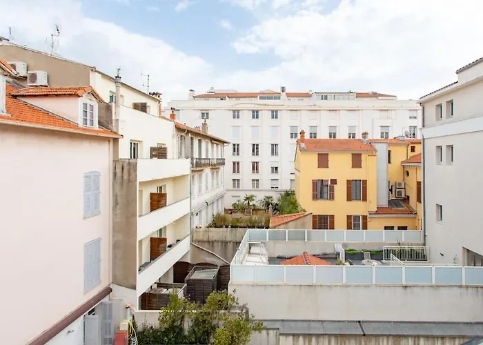 C16 - 2 Bdr Rue Antibes 4 Min Palais Festivals - Ac & Terrace アパート *