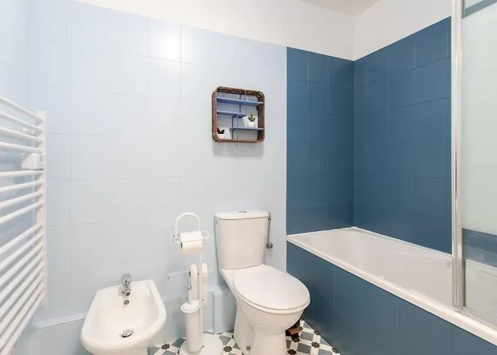 C16 - 2 Bdr Rue Antibes 4 Min Palais Festivals - Ac & Terrace アパート カンヌ